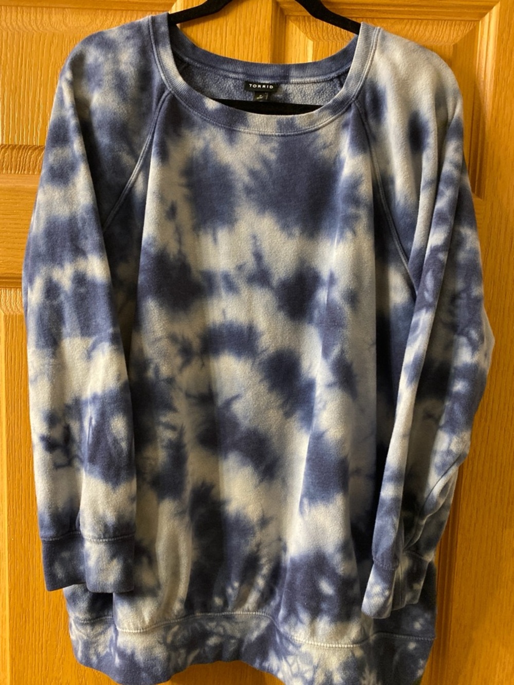torrid Navy and White Tie-Dye Crewneck Sweatshirt